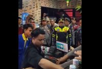 Saat giat operasi pekat 2 hari lalu, Polres Sumenep amankan puluhan miras namun sampai saat ini masih tetap beroperasi sampai pagi 