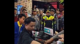 Saat giat operasi pekat 2 hari lalu, Polres Sumenep amankan puluhan miras namun sampai saat ini masih tetap beroperasi sampai pagi 