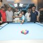 Foto : Asisten 1 Pemkab Sumenep Ferdiansyah Tetrajaya, yang mewakili Bupati Sumenep Achmad Fauzi Wongsojudo saaat membuka The Spot Billiard, Coffe and PlayStation