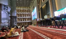 Gema Takbir di Masjid Istiqlal Dipadati Warga, Terhubung Se-MABIMS